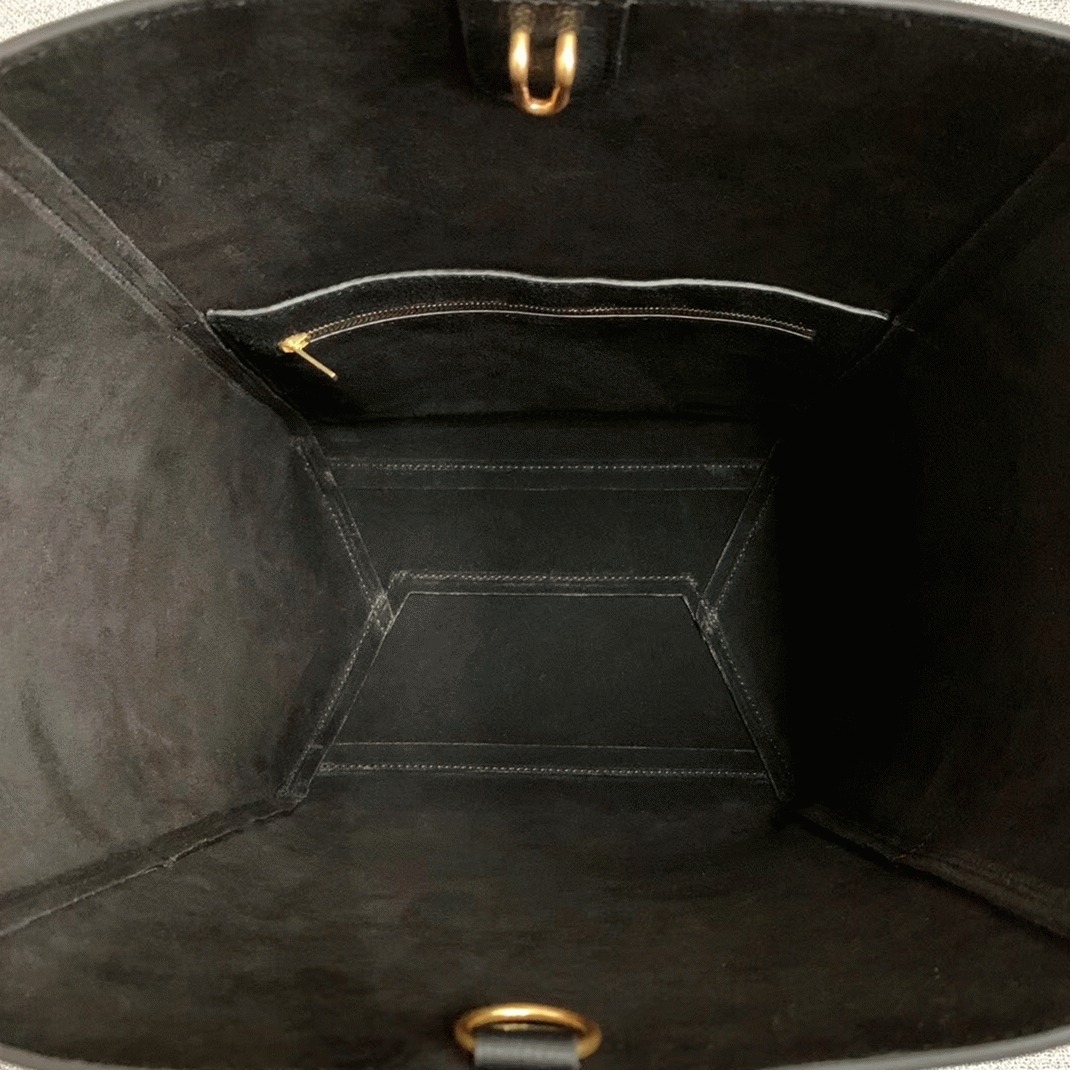 Top Quality Replica Celine Sangle Bucket Bag In Black Grained Calfskin angle 2