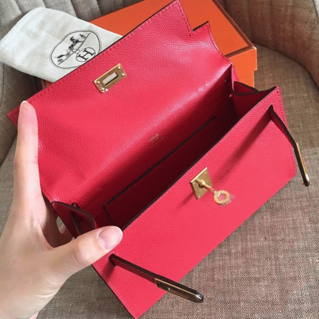 Hermes Red Epsom Fake Designer Kelly Pochette Classic Purse angle 4