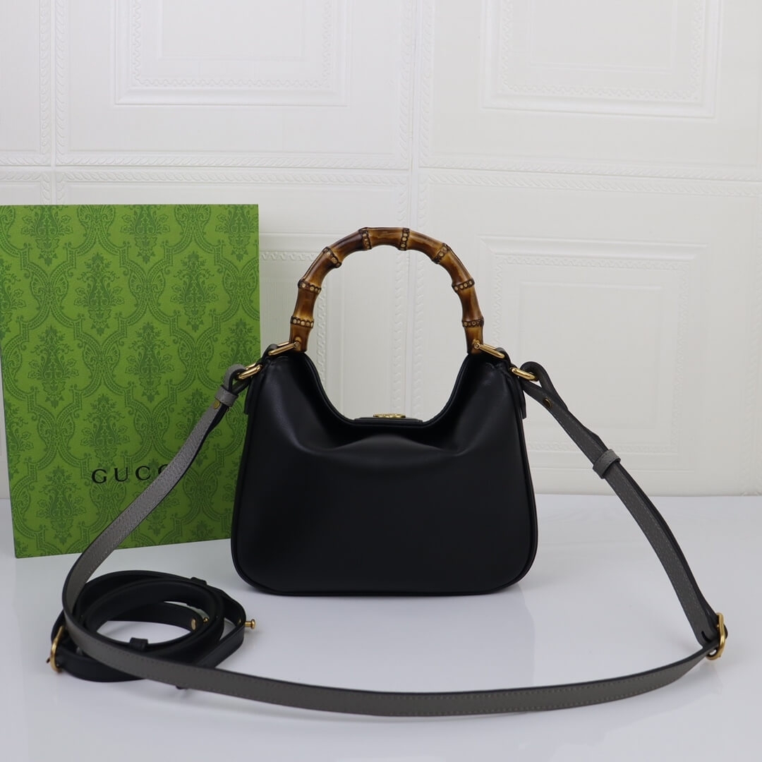 Gucci Diana Bamboo Small Shoulder Bag angle 3