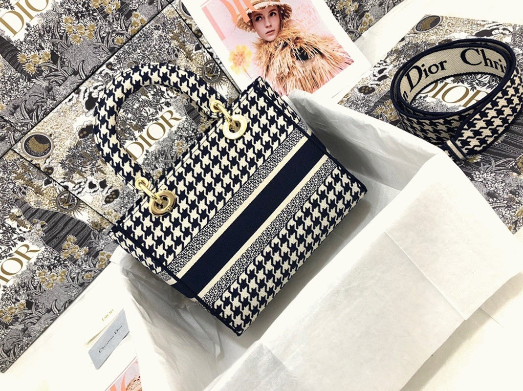 Dior Lady D-Lite Medium Bag Replica in Black White Houndstooth Embroidery angle 5