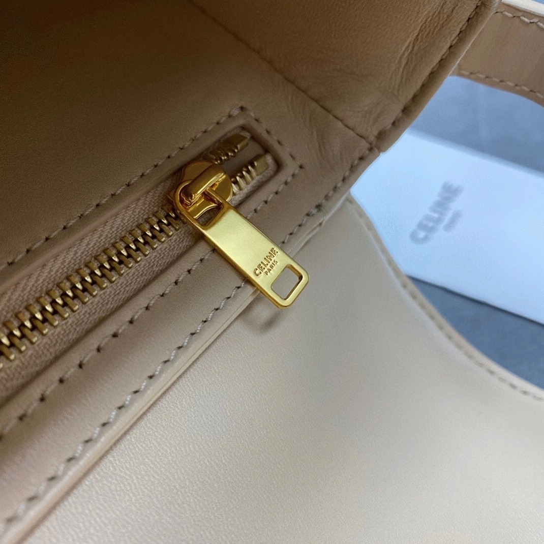 Top Quality Imitation Celine Triomphe Teen Bag In Nude angle 5