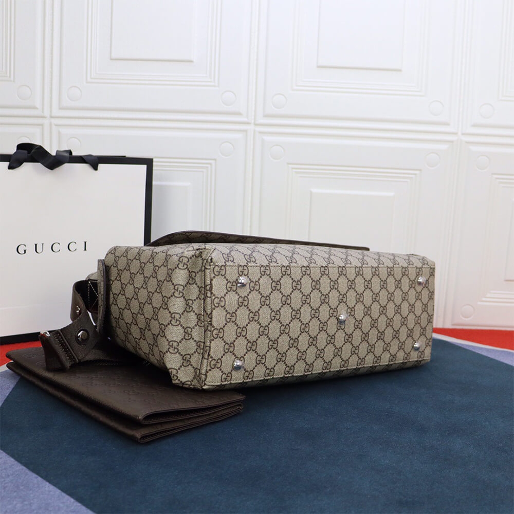 GG plus diaper bag angle 4