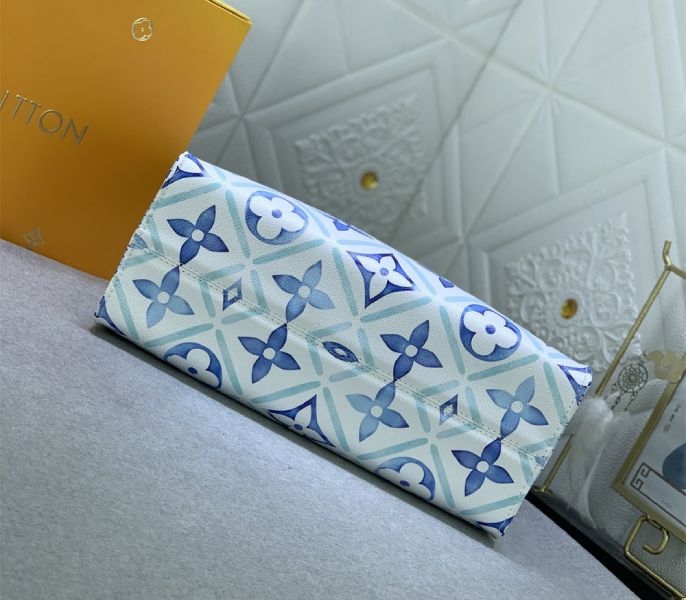 Louis Vuitton LV By The Pool Monogram Tiles Canvas Onthego MM Tote In Lagoon Blue angle 3