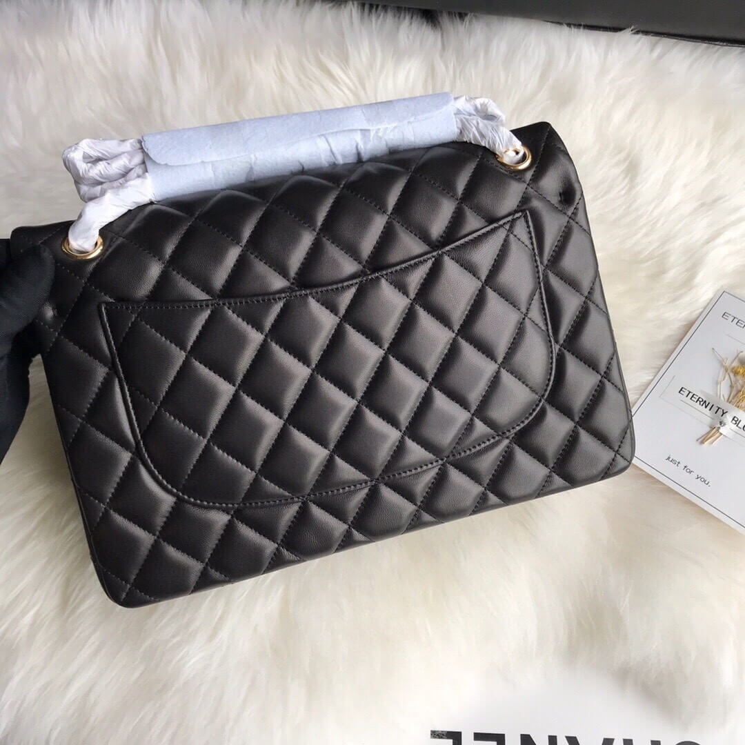 CHANEL LARGE CLASSIC HANDBAG(High-end grade) angle 3