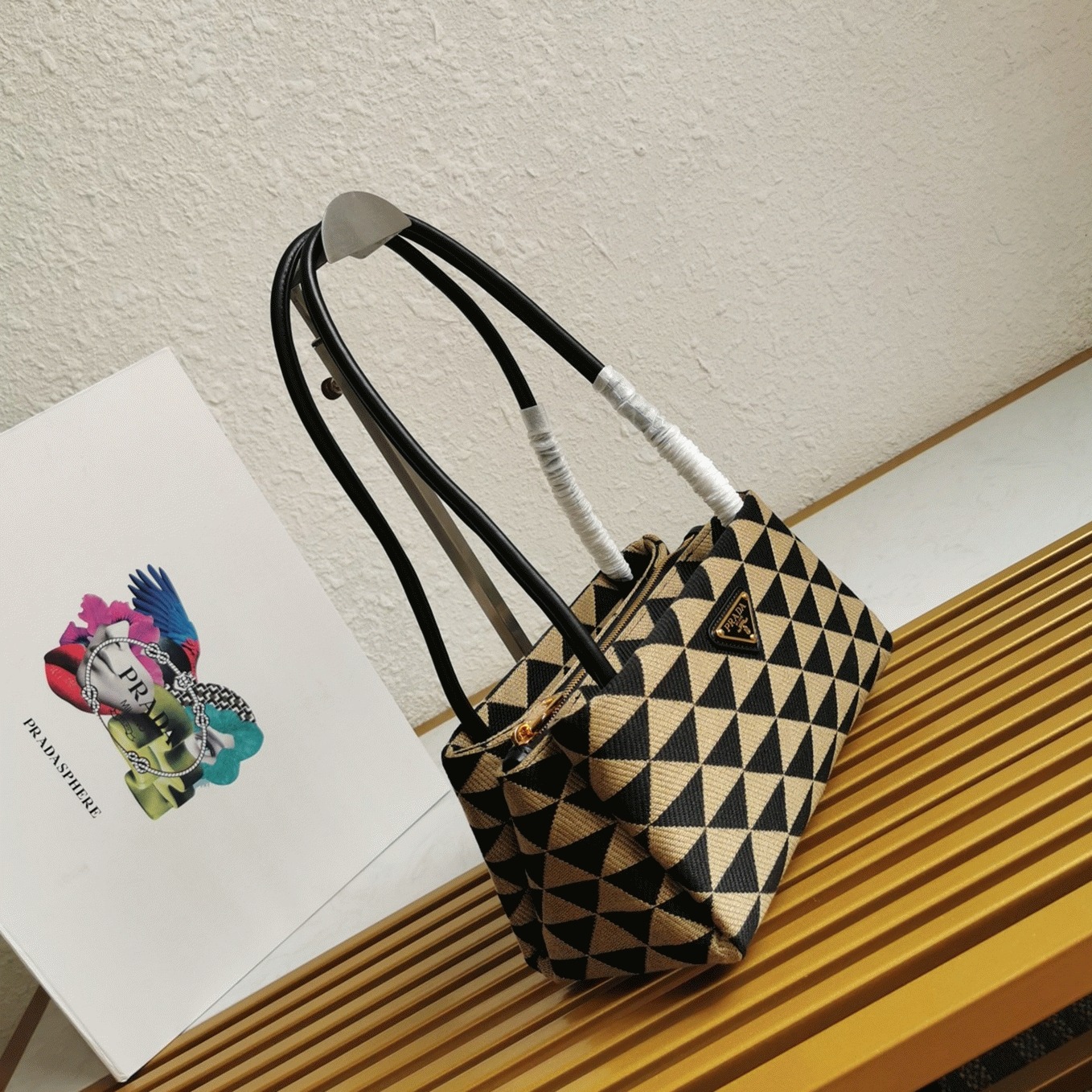 Prada Supernova Small Shoulder Bag Imitation in Black/Beige angle 3