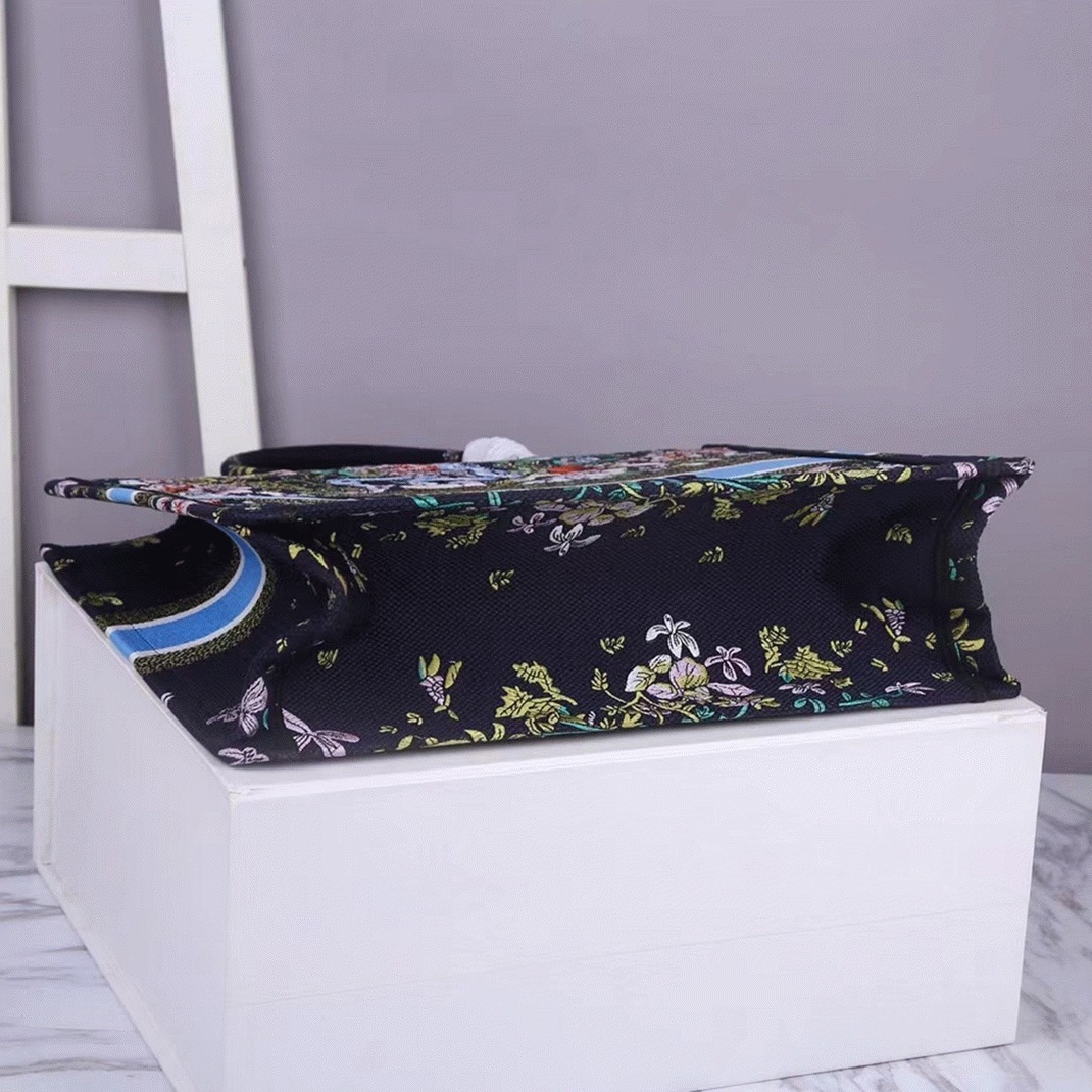 Dior Large Book Tote Bag Fake in Blue D-Constellation Embroidery angle 3