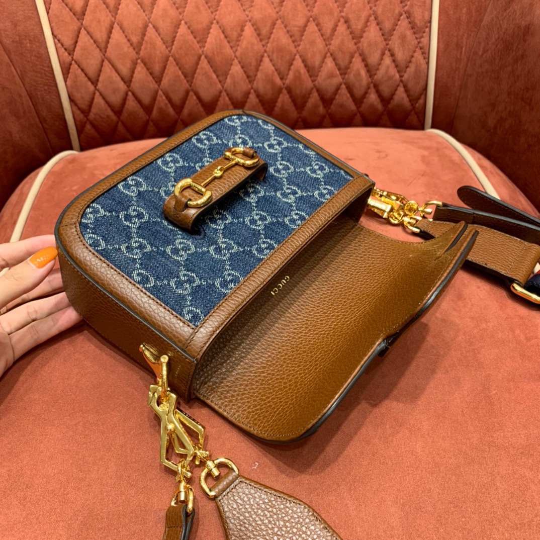 Gucci Horsebit angle 5