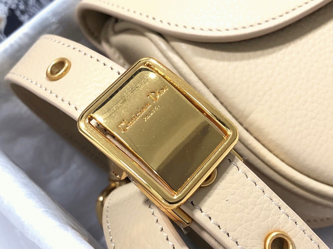 Dior Bobby Medium Bag Fake in Beige angle 3