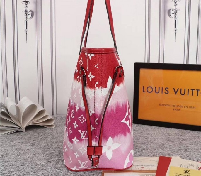 Louis Vuitton Seasonal Escale Neverfull MM Tote In Rouge Red angle 5