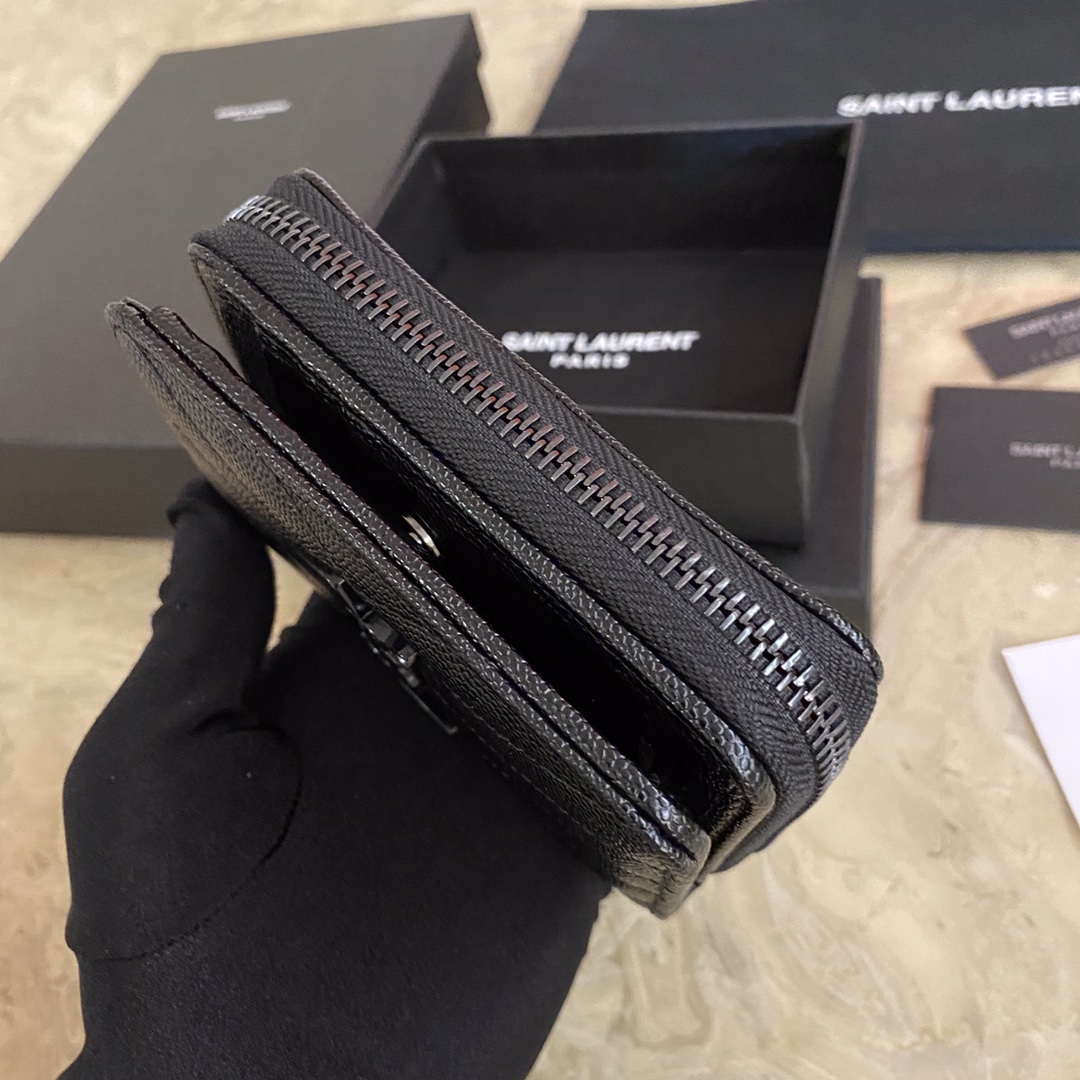 MONOGRAM COMPACT ZIP AROUND WALLET IN GRAIN DE POUDRE EMBOSSED LEATHER angle 5