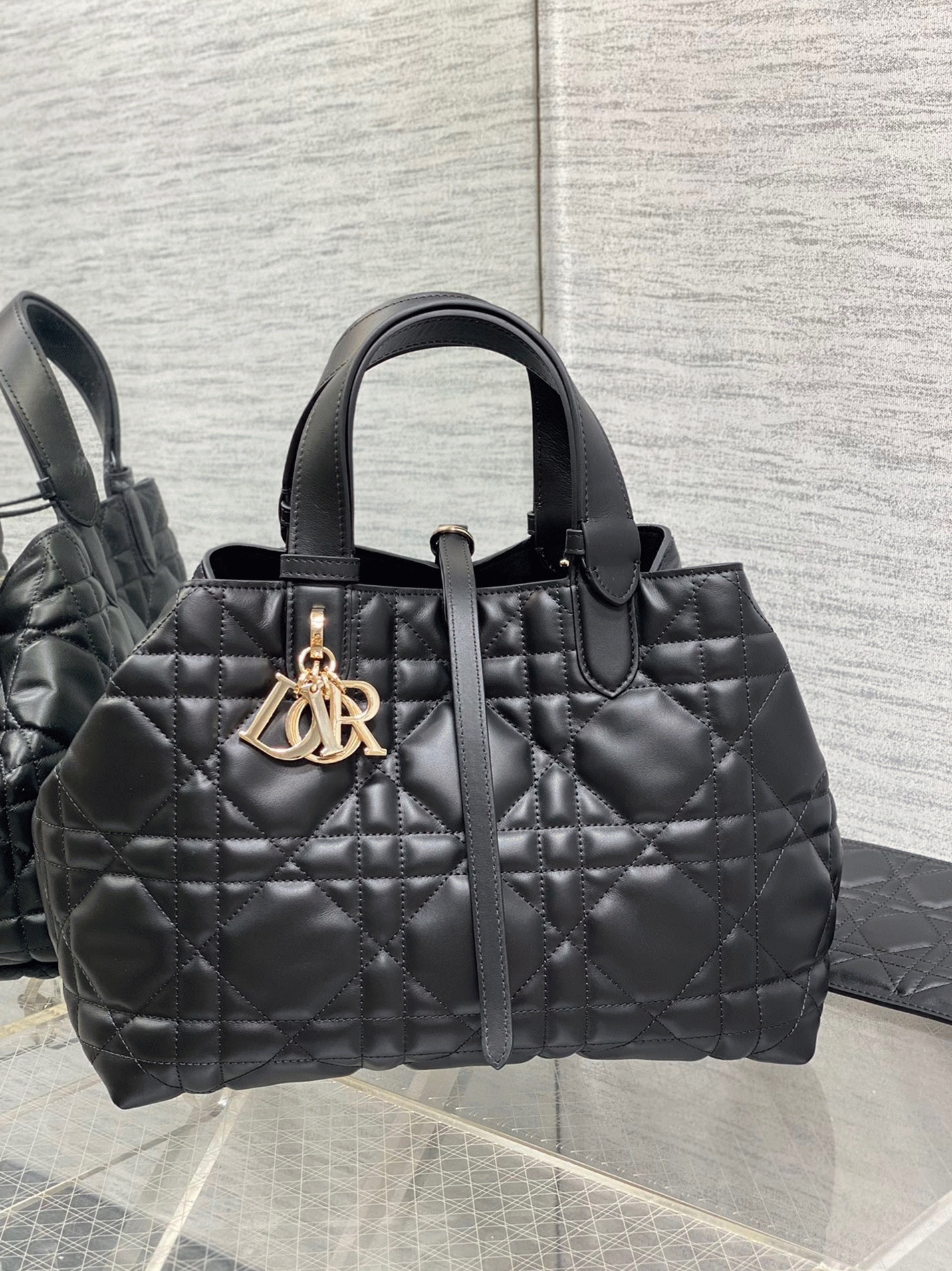 Dior Toujours Medium Bag Replica in Black Macrocannage Calfskin angle 2