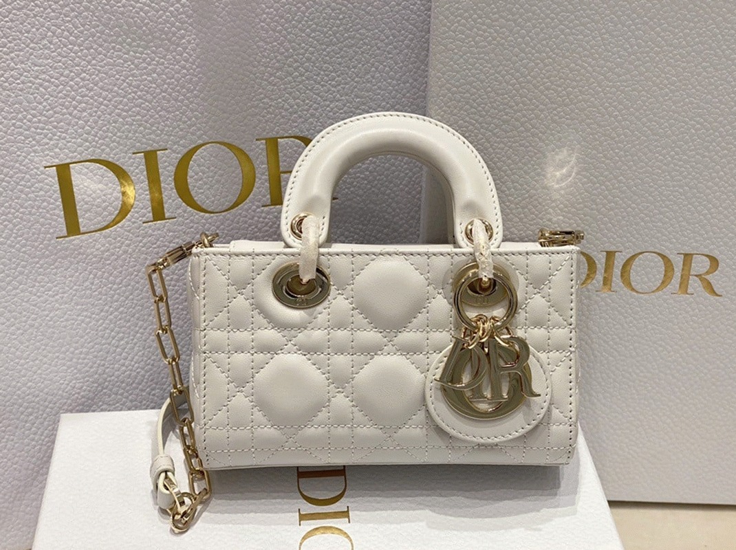 Dior Lady D-Joy Micro Bag Knockoff in White Cannage Lambskin angle 2