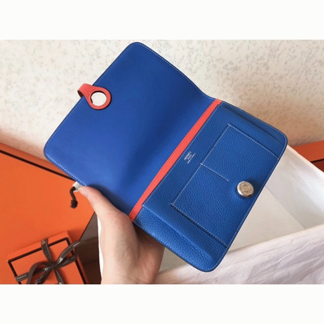 Blue piment leather fake Hermes Dogon duo wallet angle 2
