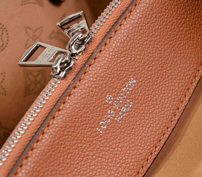 LV Mahina Bella Tote In Arizona Brown angle 5