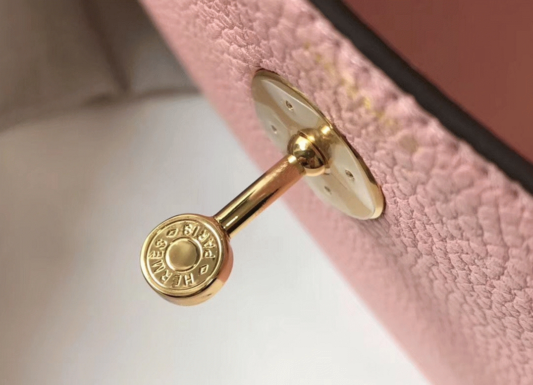 Replica Hermes Lindy 26cm handbag in pink angle 4