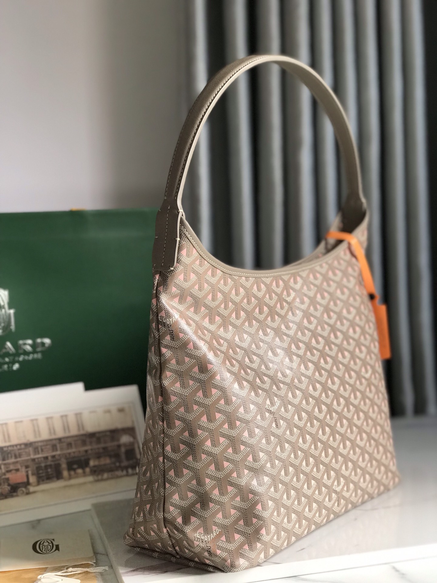 Goyard Hobo Bohème angle 2