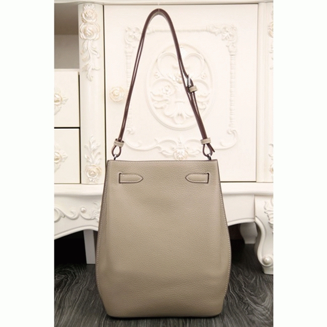 Grey Leather Replica Hermes So Kelly 22cm Soft Leather Shoulder Bag angle 5