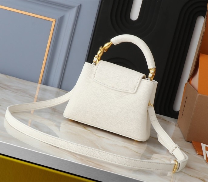 Louis Vuitton Capucines Mini Capucines Handbag In Quartz White angle 2