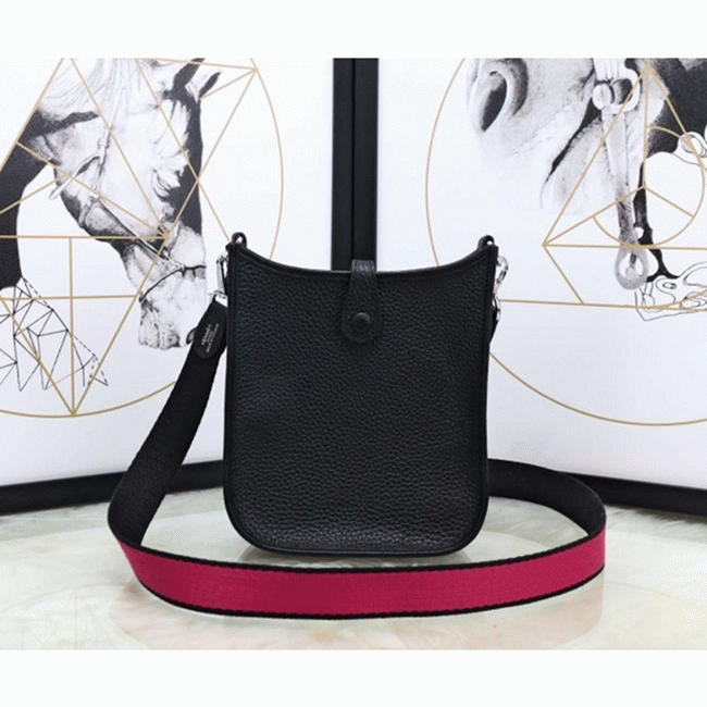 Black Evelyne II TPM Knockoff Hermes Messenger Shoulder Bag angle 2