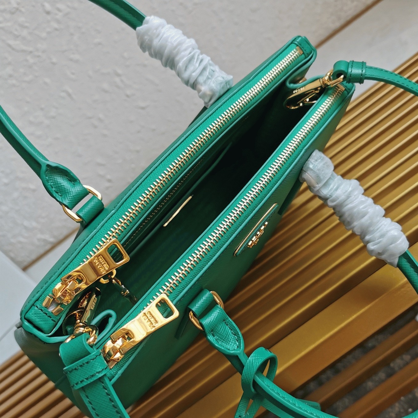 Mango Prada Galleria Medium Bag Fake angle 3