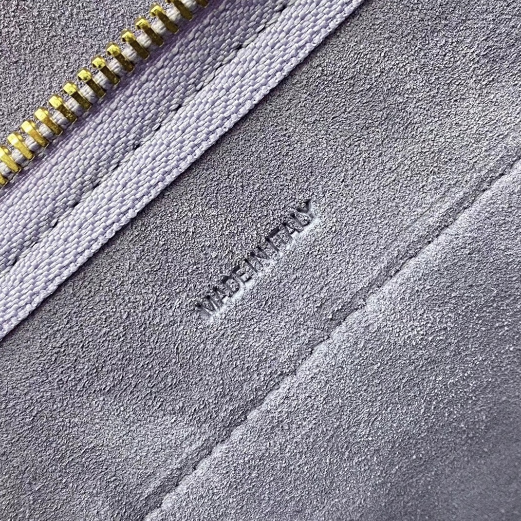 Celine Belt Nano Bag Replica in Lilas angle 5