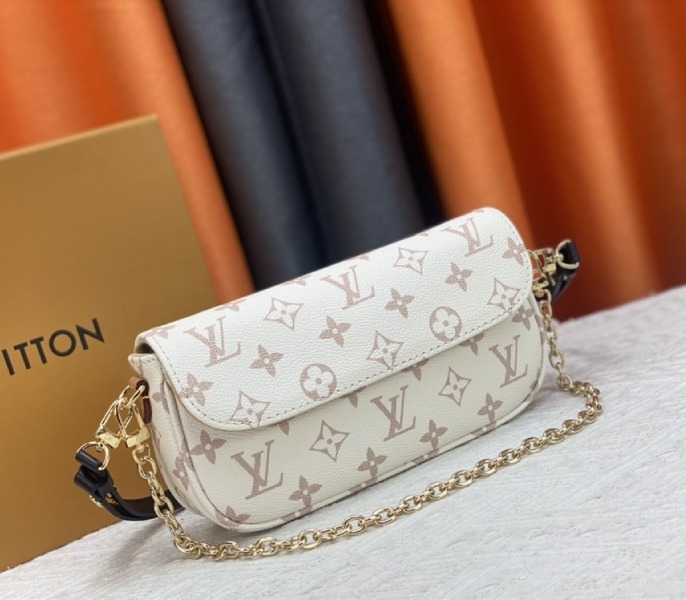 Louis Vuitton Monogram Dune Canvas Ivy Wallet With Chain And Strap angle 2