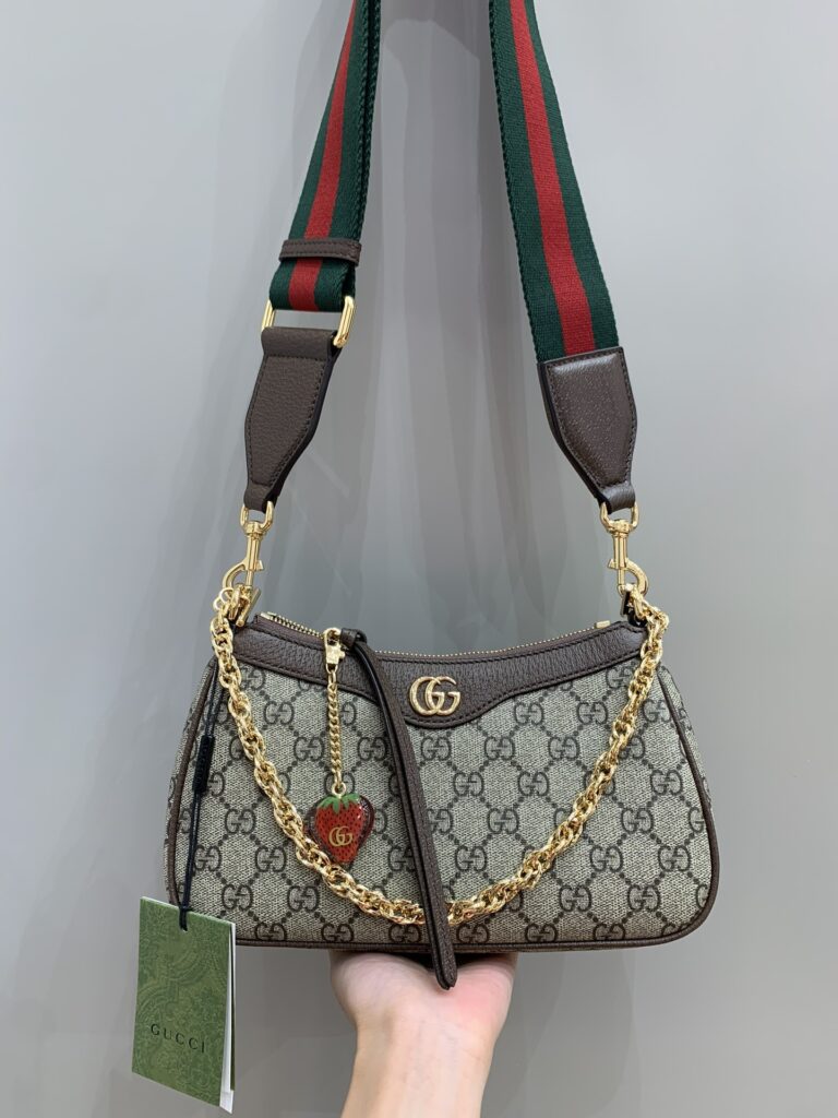 Ophidia shoulder bag