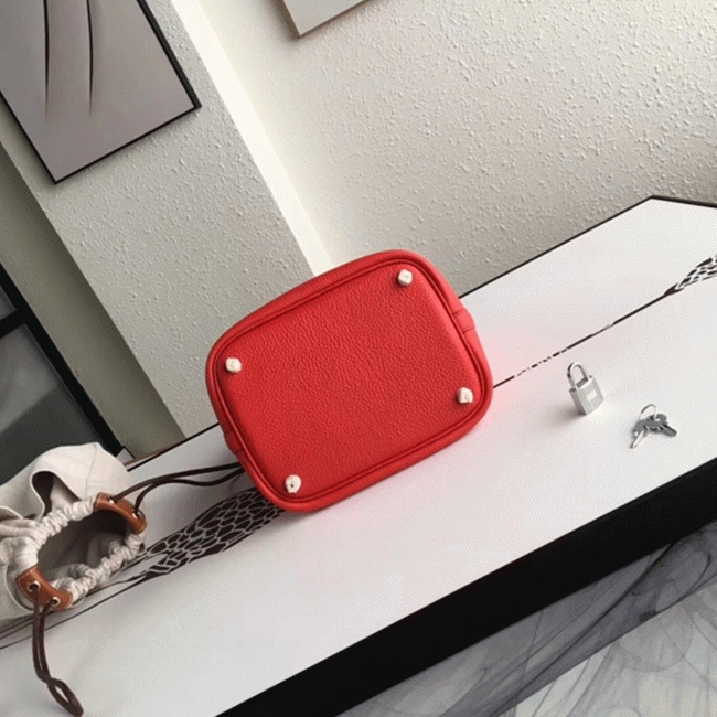 Red fake Hermes Picotin Lock 22cm handbag with braided handles angle 5