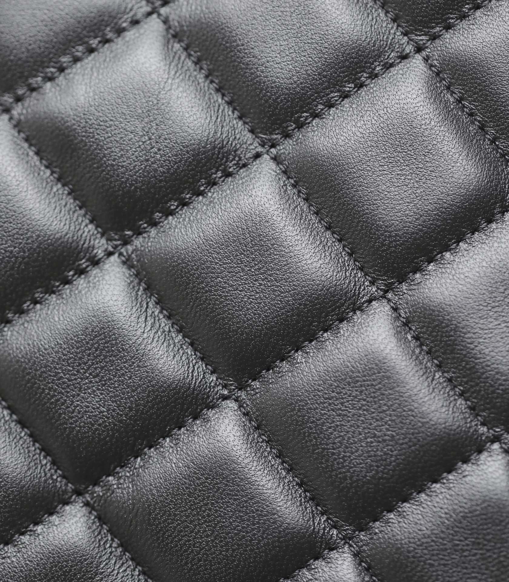 Chanel 24C angle 2