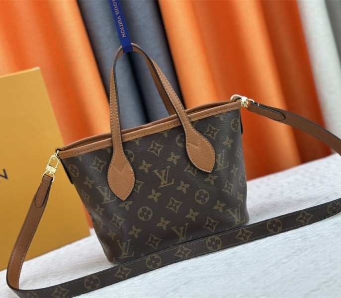 Louis Vuitton Neverfull Bandouliere Inside Out BB Tote In Monogram Canvas And Brown Leather angle 4