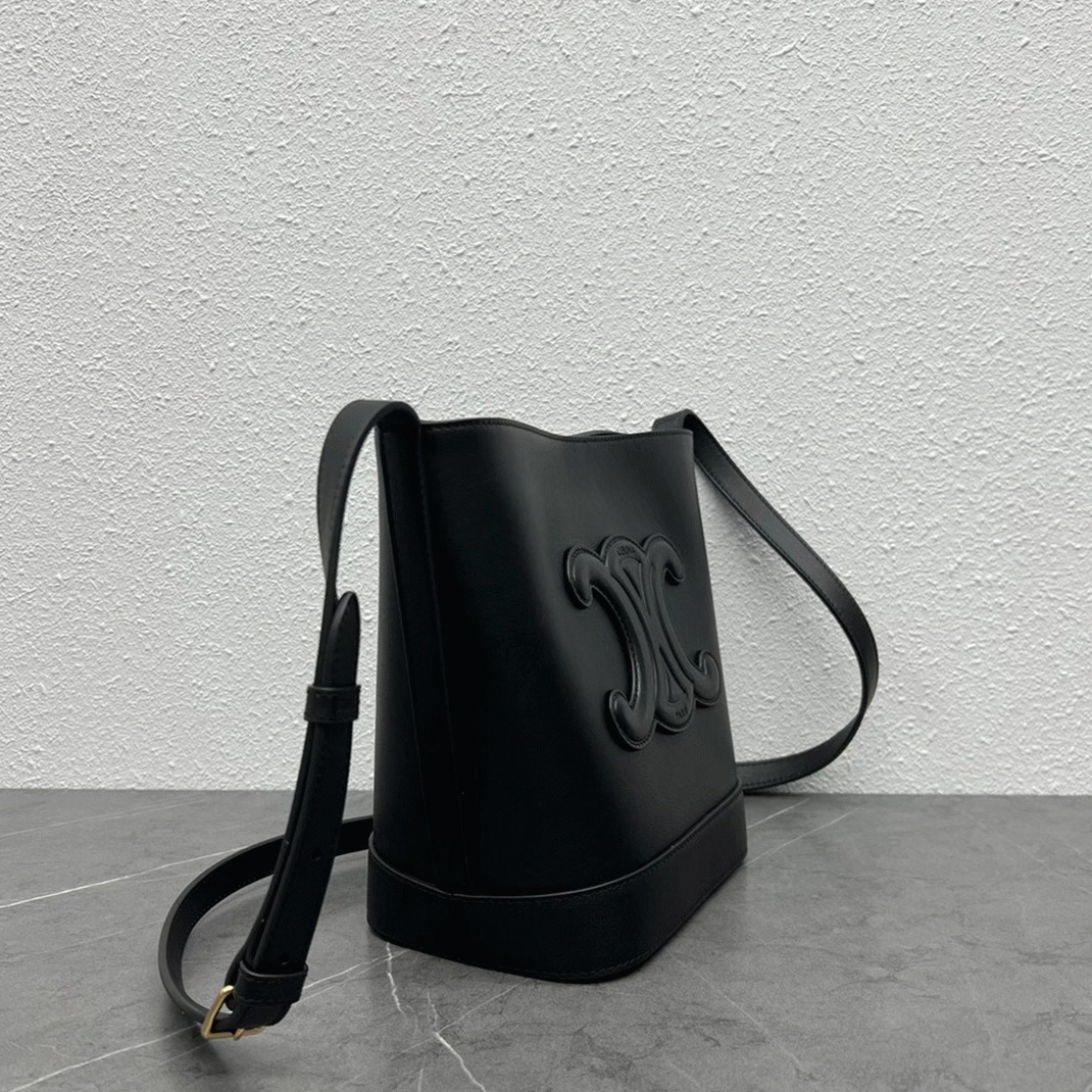 Top Quality Knockoff Celine Small Bucket Cuir Triomphe In Black Calfskin angle 2