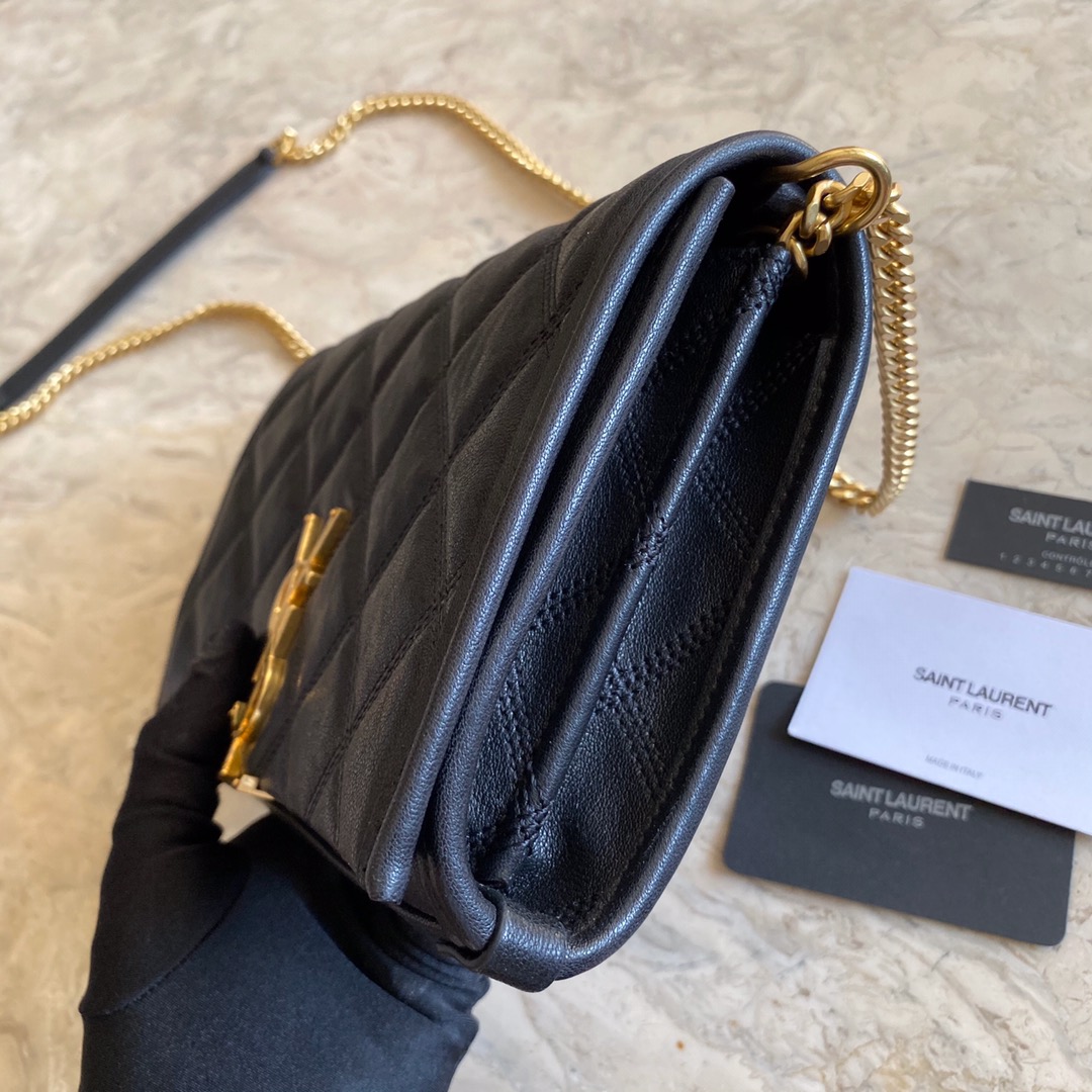 BECKY DOUBLE-ZIP POUCH IN QUILTED MATTE LEATHER angle 3