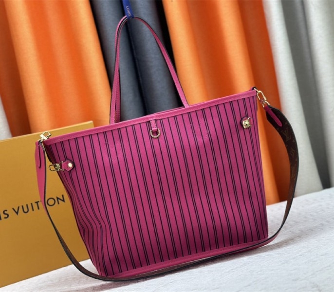 Louis Vuitton Neverfull Bandouliere Inside Out MM Tote In Monogram Canvas And Rose Pondichery Textile angle 4
