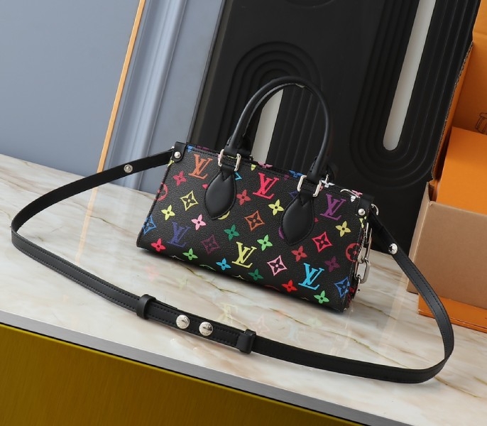 LV X TM Multicolored Onthego East West Chain In Black angle 2