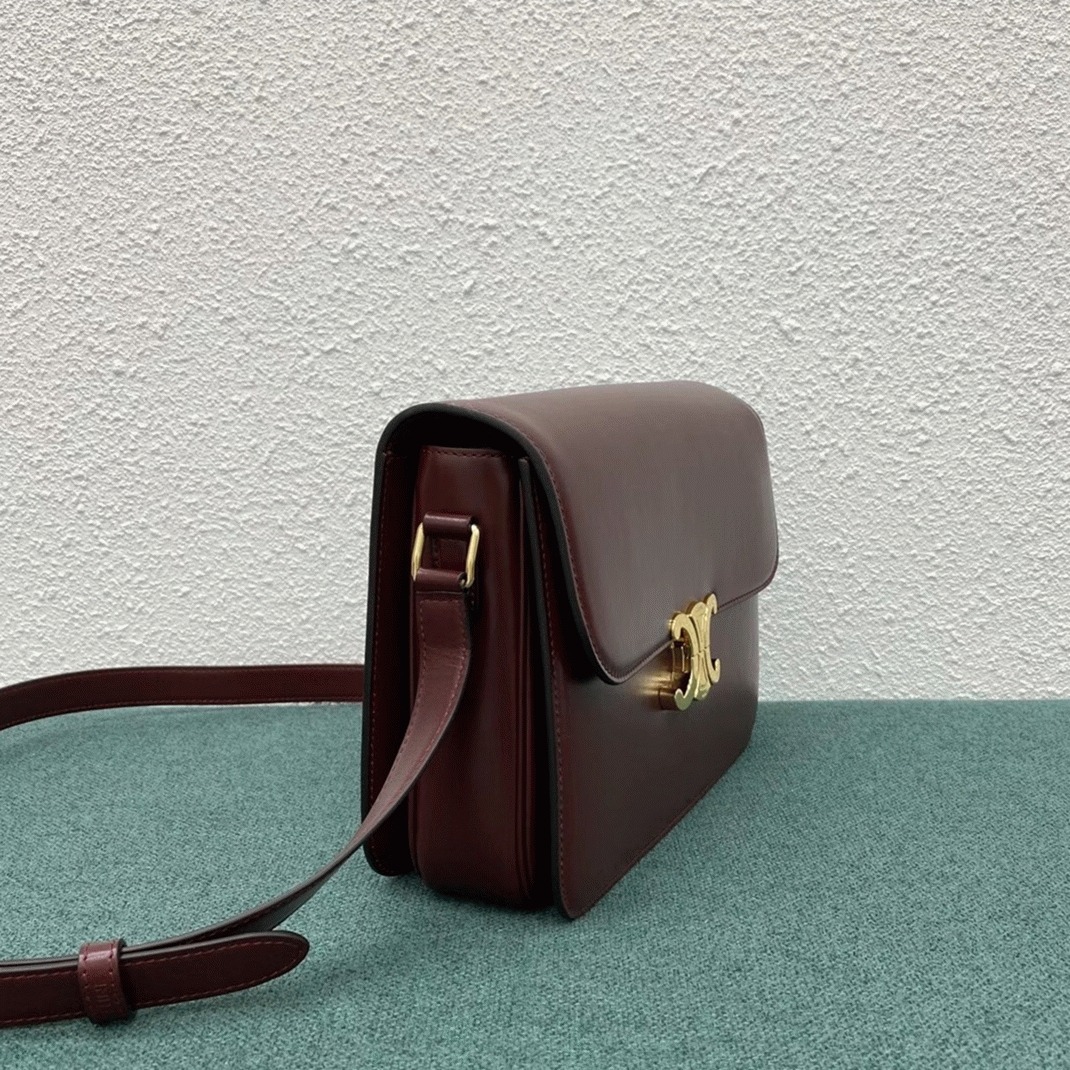 Top Quality Replica Celine Triomphe Large Bag In Bordeaux angle 4
