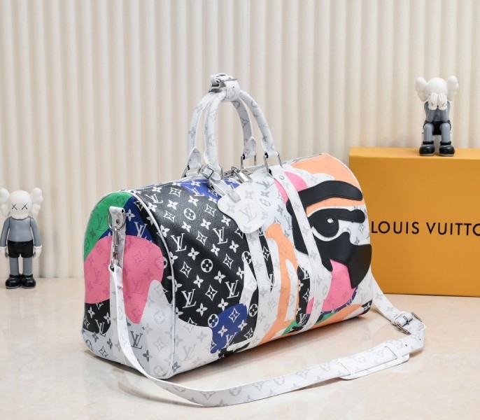 LV J Hope X Keepall Bandoulière 45 Multicolor In Two Eyes Patches angle 2