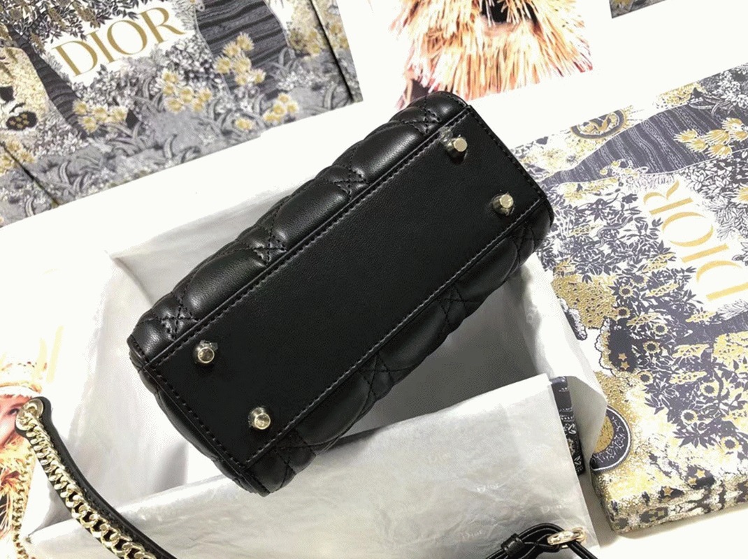 Dior Lady Dior Mini Bag Knockoff in Black angle 5