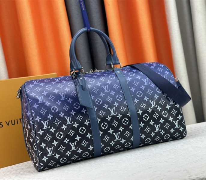 Louis Vuitton Monogram Gradient Canvas Keepall Bandouliere 50 In Navy Blue angle 2