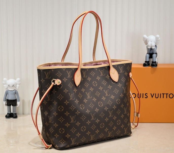 Louis Vuitton Monogram Canvas Neverfull MM Tote In Peony Pink angle 2