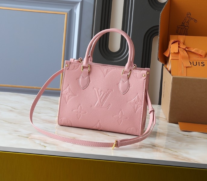Monogram Empreinte OnTheGo PM In Opal Pink angle 3