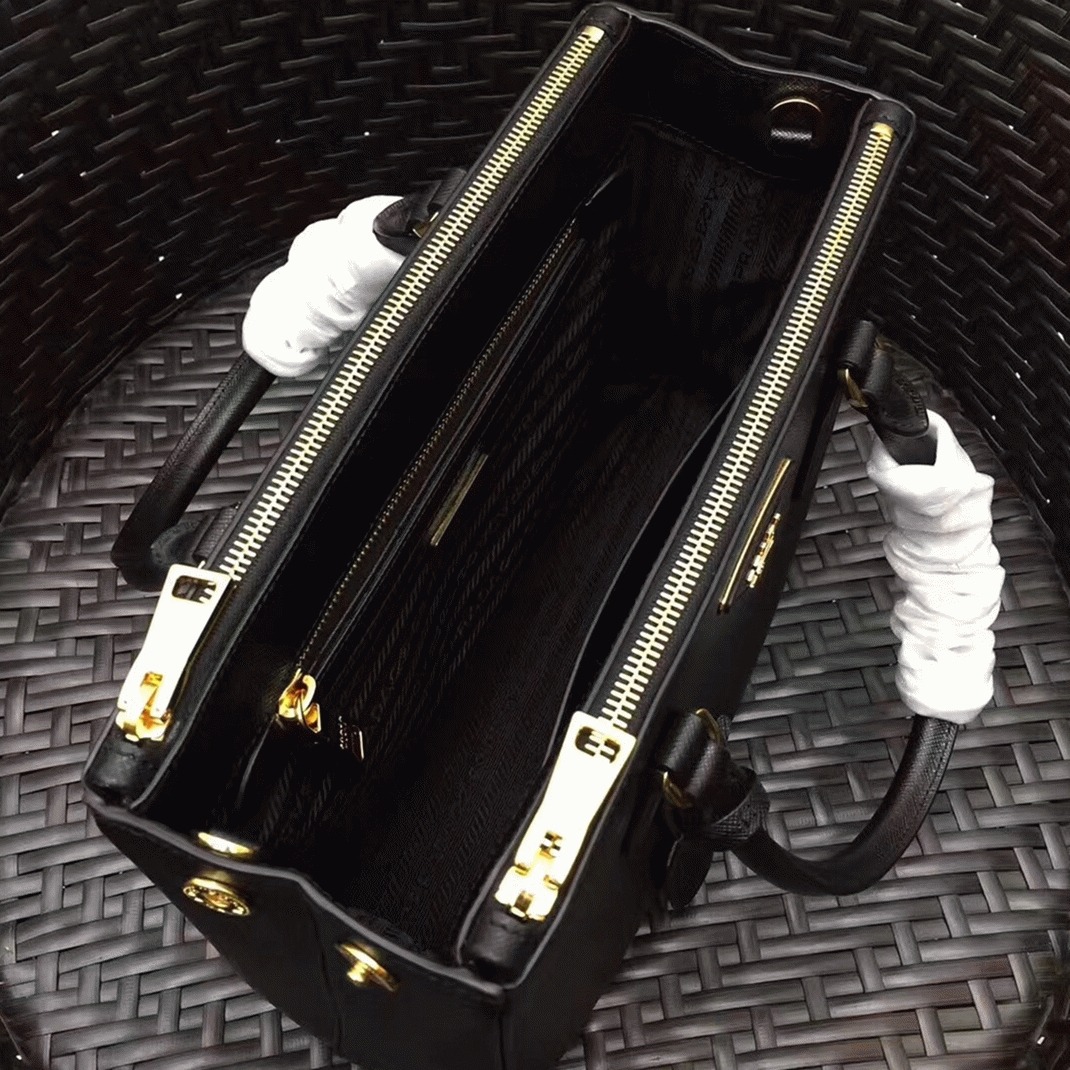 Prada Galleria Medium Bag Replica in Black angle 4