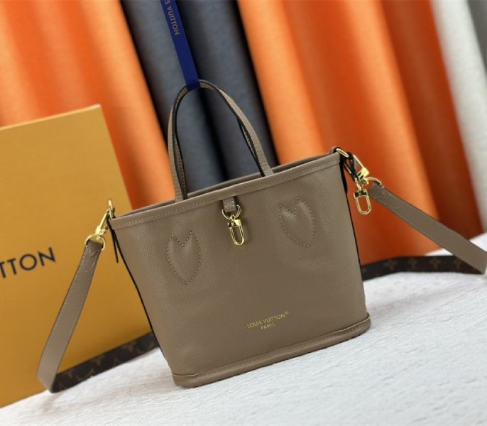 Louis Vuitton Neverfull Bandouliere Inside Out BB Tote In Monogram Canvas And Khaki Green Leather angle 3