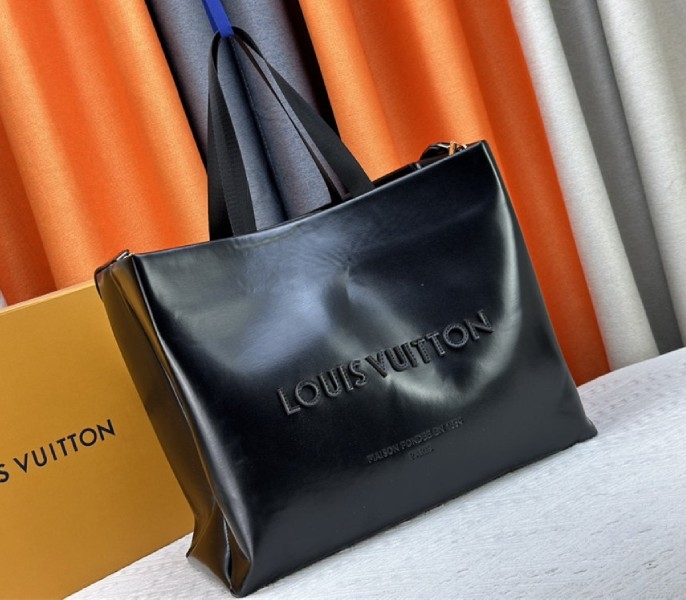 Louis Vuitton Other Leathers Shopper MM Tote In Black angle 2