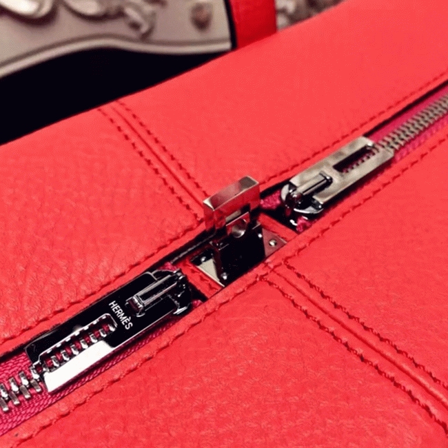 Red Luxury Replica Hermes Victoria II 35cm Bag angle 3