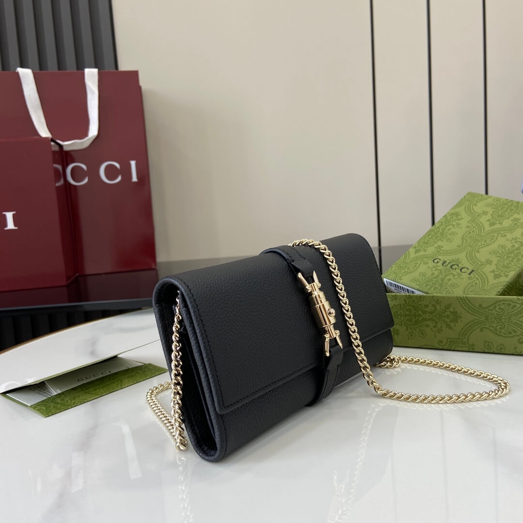Gucci Jackie 1961 Wallet on Chain angle 4