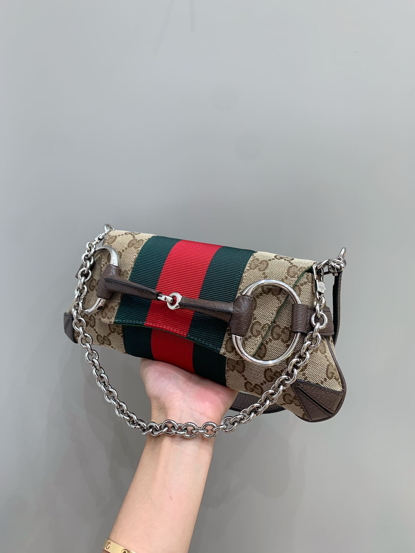 Horsebit Chain2023 angle 2