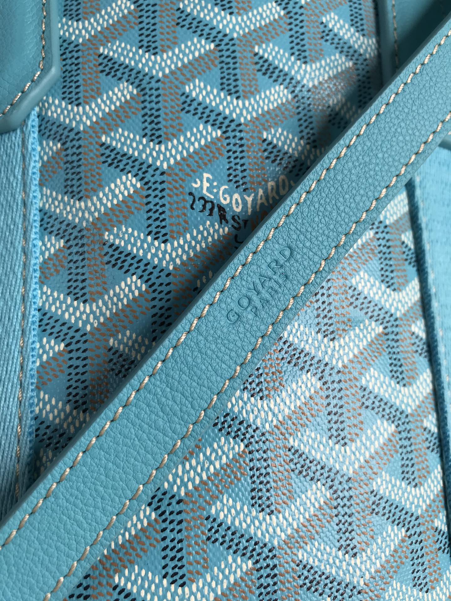 MaisonGoyard Bag angle 3