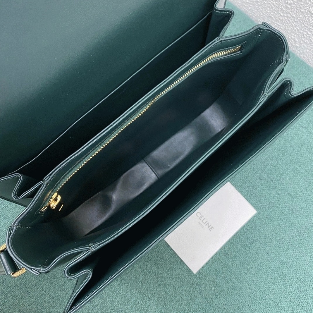 Amazone Color Celine Triomphe Large Knockoff Bag angle 3