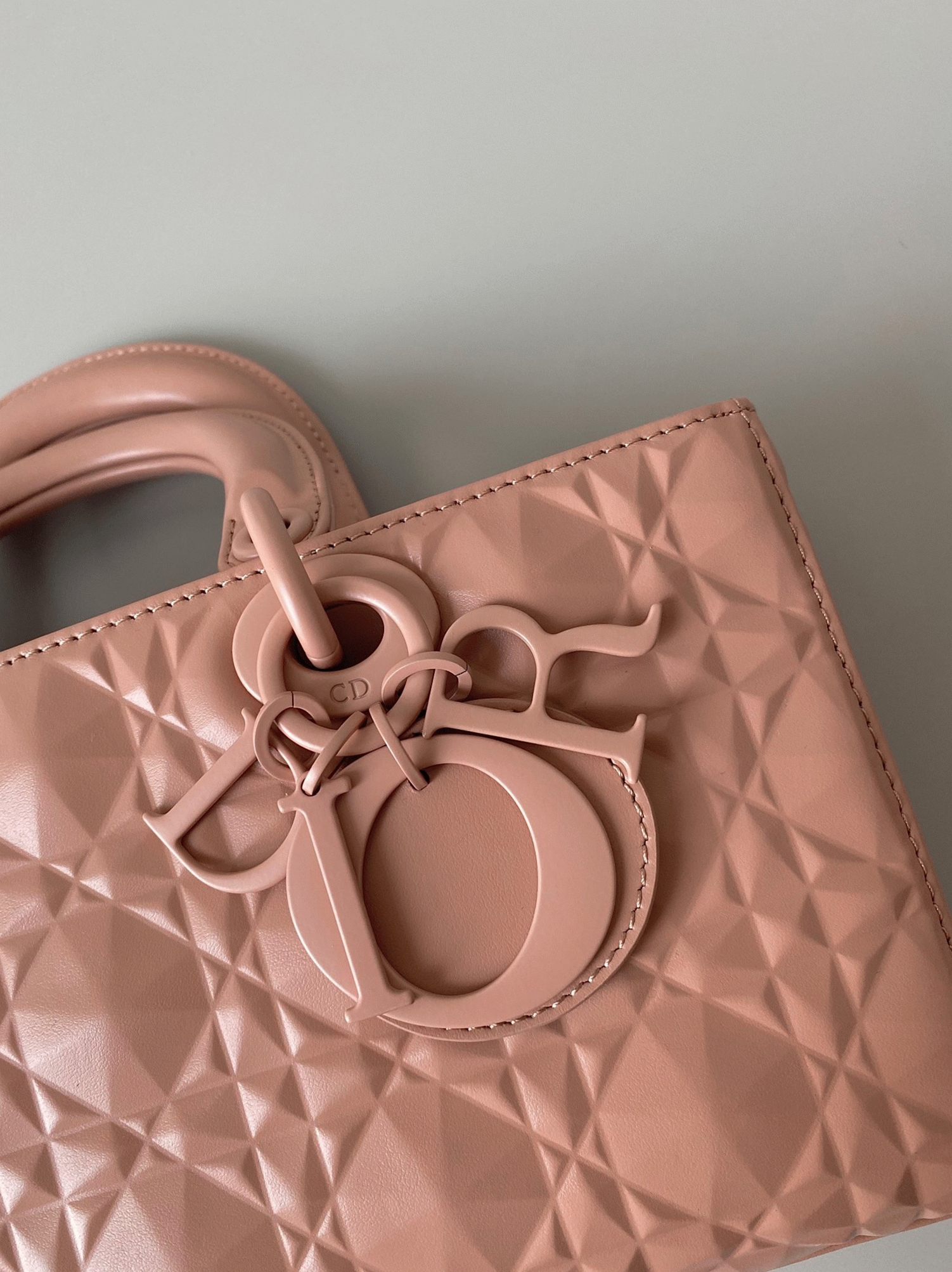 Dior Lady D-Joy Medium Bag Faux in Nude Calfskin with Diamond Motif angle 5