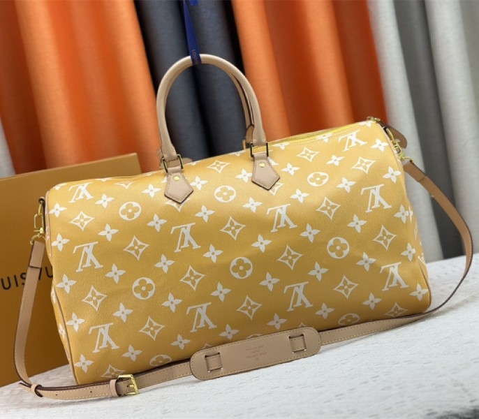 Louis Vuitton Speedy P9 Bandouliere 50 Bag In Yellow angle 4